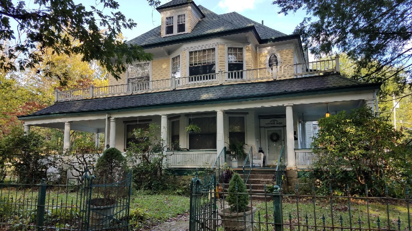 Warfield House-官方