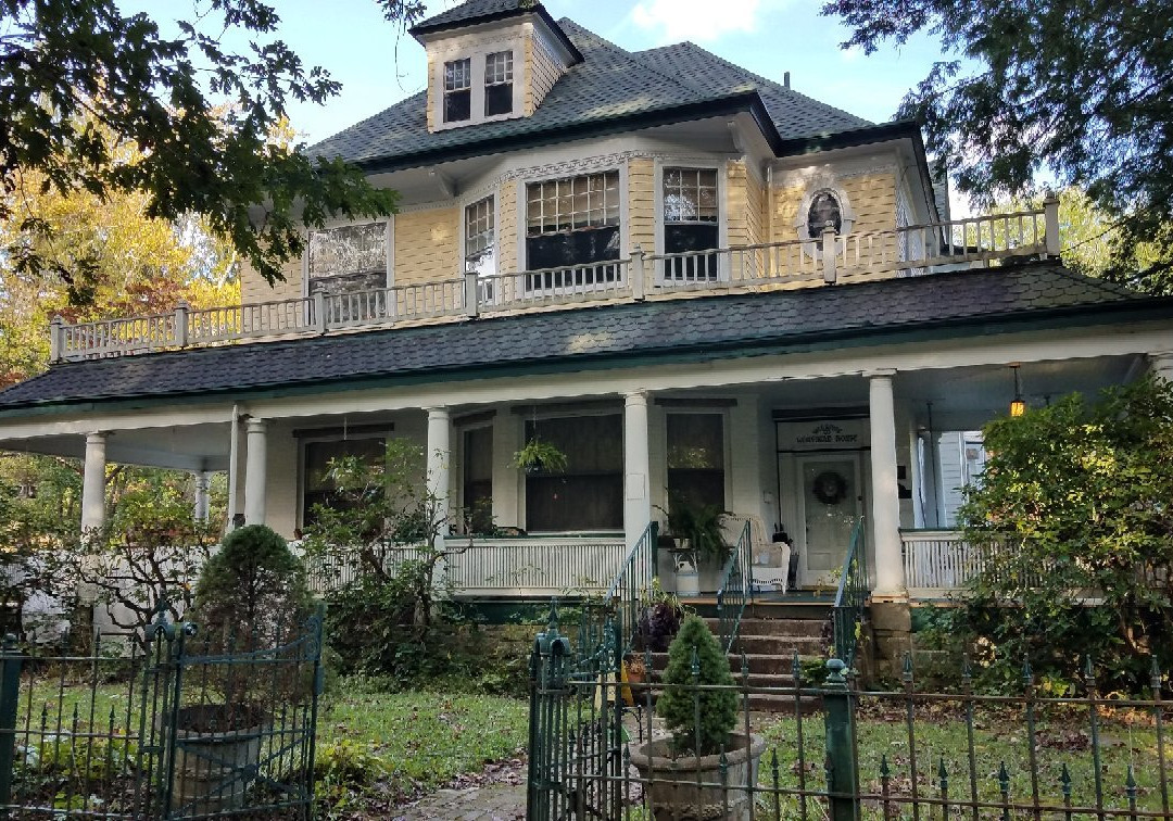 Warfield House主图