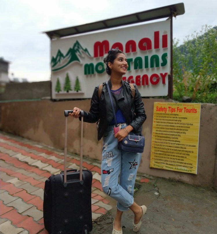 Manali Mountains Regency主图