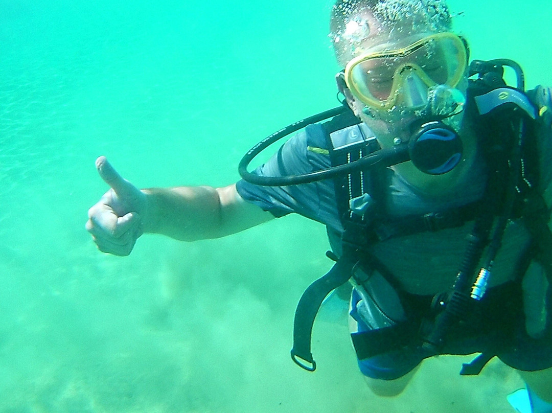 Fini Divers-Finikounda必去景点