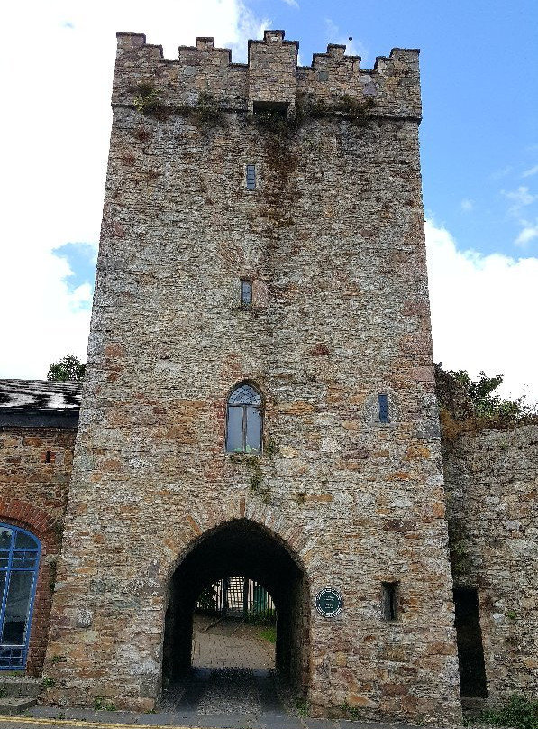 Westgate Heritage Tower景点图片