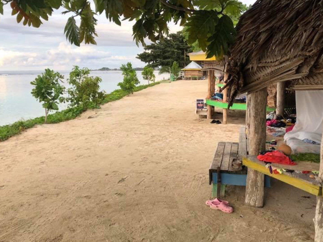 Tanu Beach Fales主图