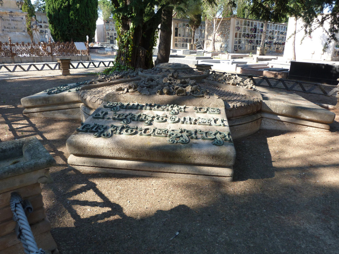 Cementerio De Reus-雷乌斯必去景点
