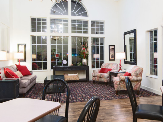 Super 8 by Wyndham Richmond主图