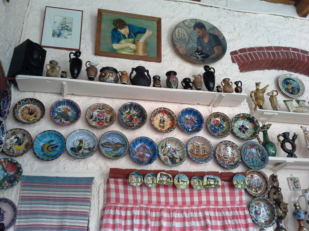 Ceramic Workshop Hatzigiannis Dimitris-Agiasos必去景点