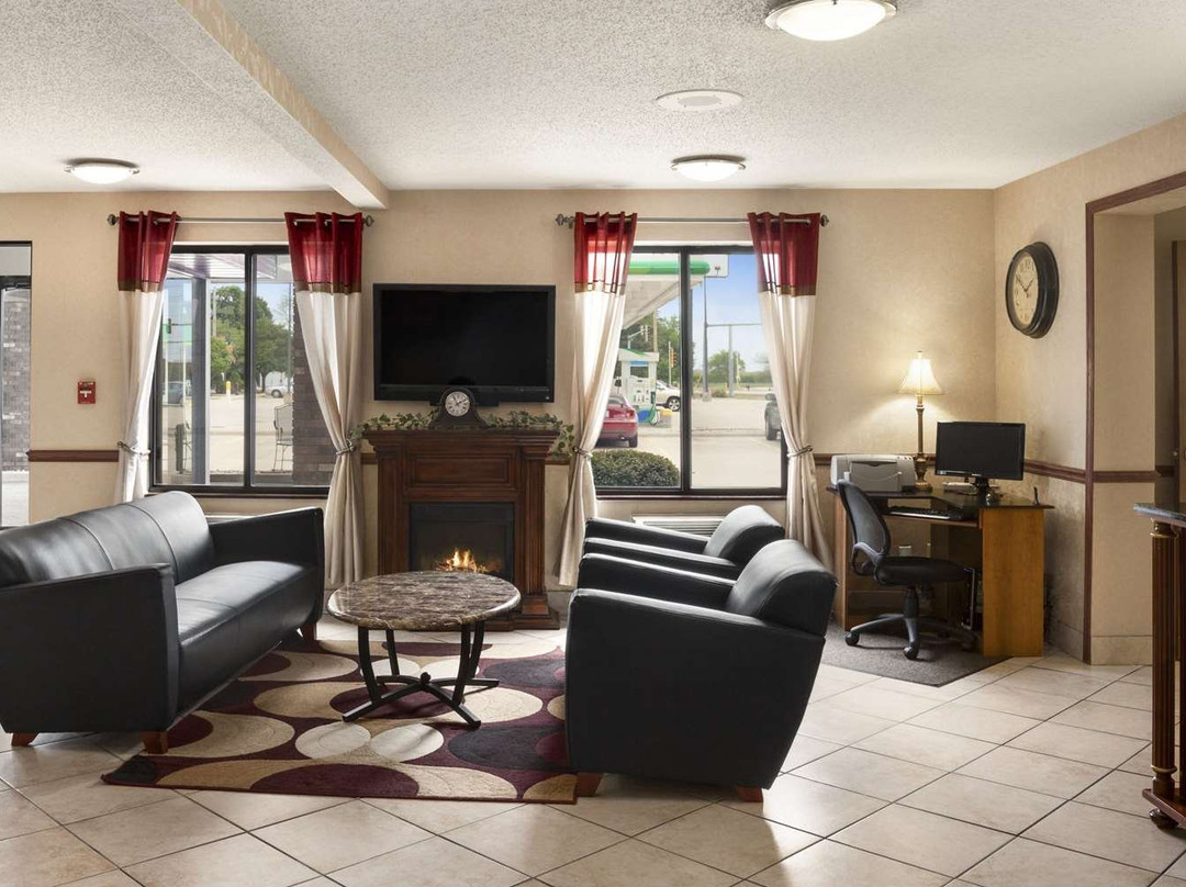 奥格尔斯比戴斯酒店主图