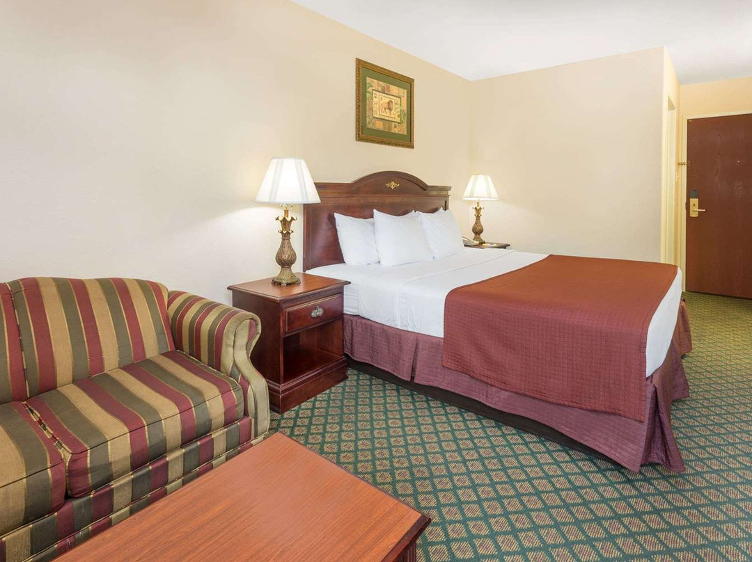 Days Inn & Suites by Wyndham Eunice主图