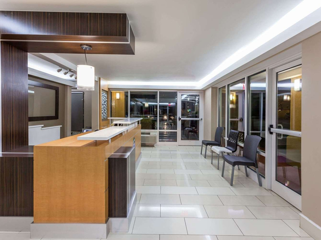 Super 8 by Wyndham Dalton/Convention Center Area主图