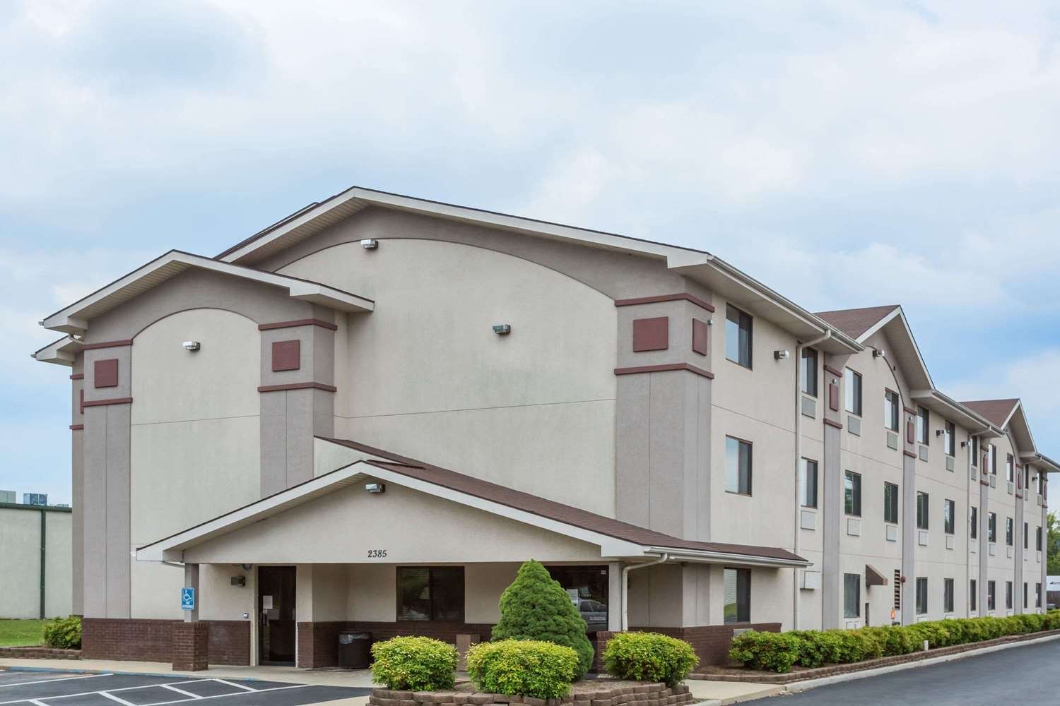 Super 8 by Wyndham Danville VA-官方