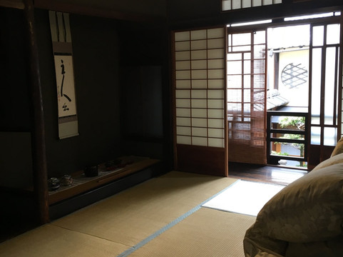 胡乱座旅馆主图