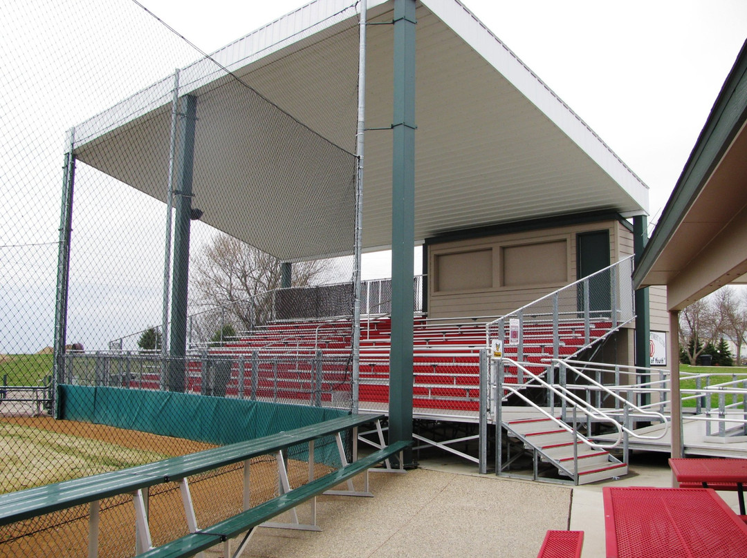 Redbird Field-Luverne必去景点
