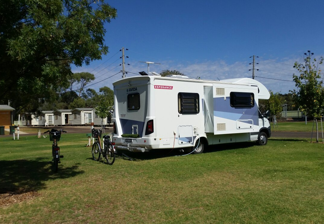 Hillston Caravan Park