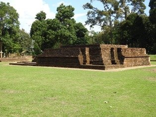 Candi Tinggi-占碑必去景点