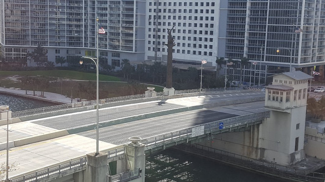 The Pillar of History-迈阿密必去景点