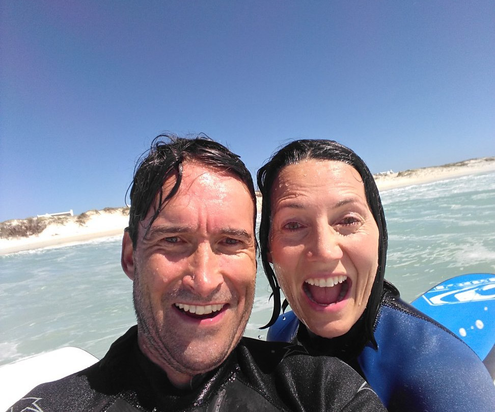 Robbie's Surfing Lessons-Struisbaai必去景点