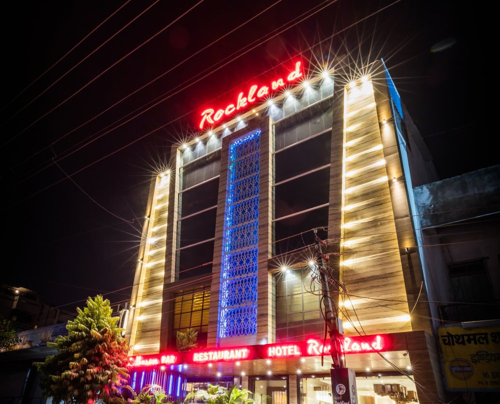 Super Townhouse Jhalawar Road Gumanpura Formerly Rockland主图