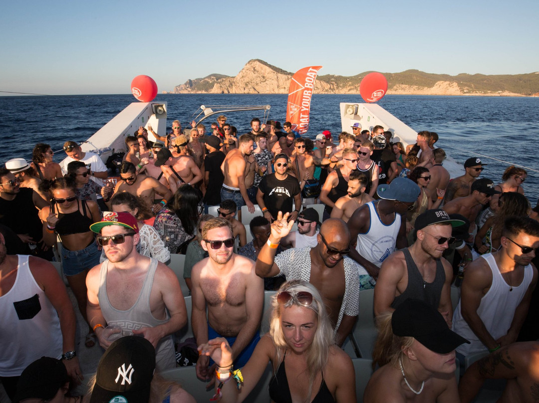 Ibiza Boat Party景点图片