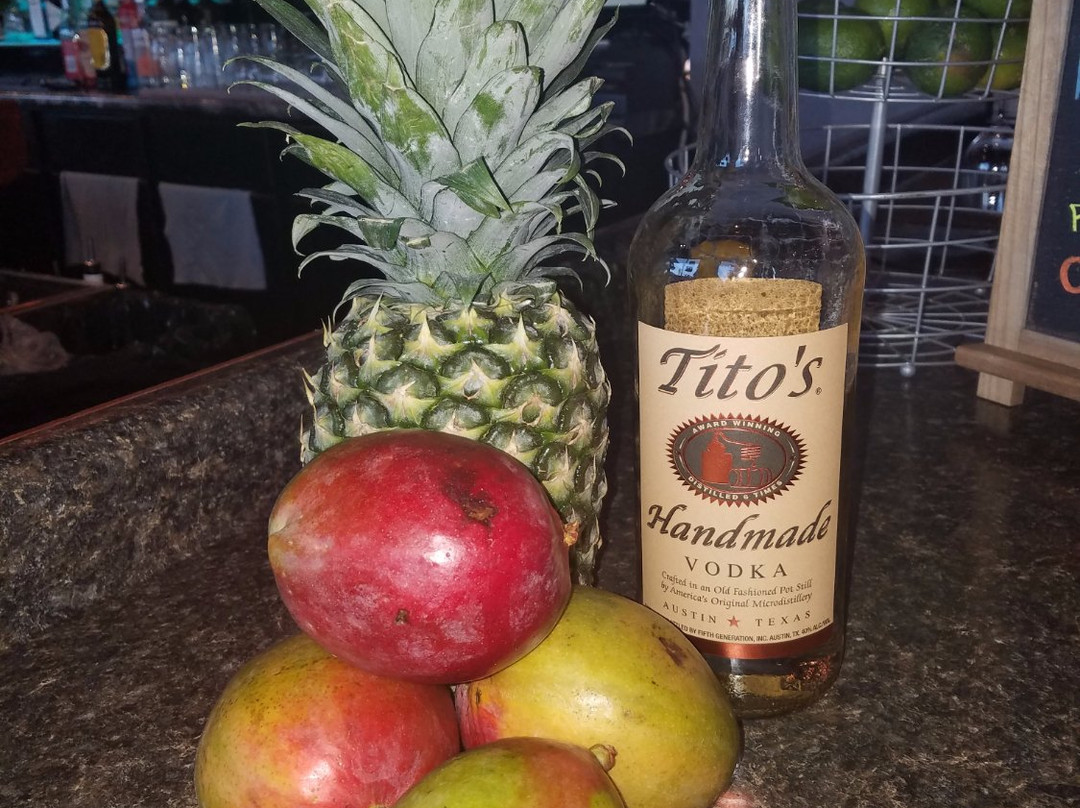 St Charles Lounge-皮尔必去景点