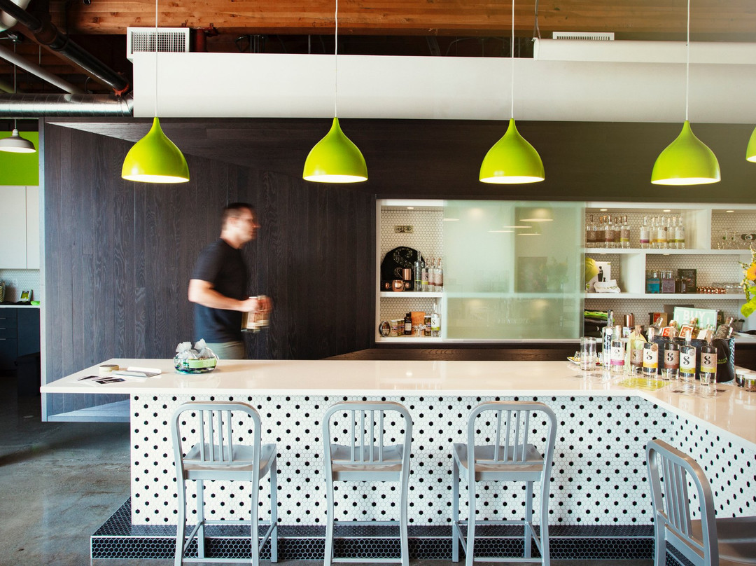 Scratch Distillery-埃德蒙兹必去景点