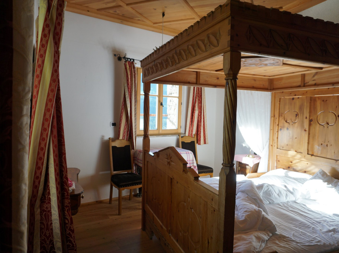 Schloss Neuhaus Gais-Gais必去景点