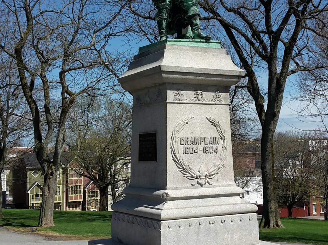 Queen Square Farmers Market-圣约翰必去景点
