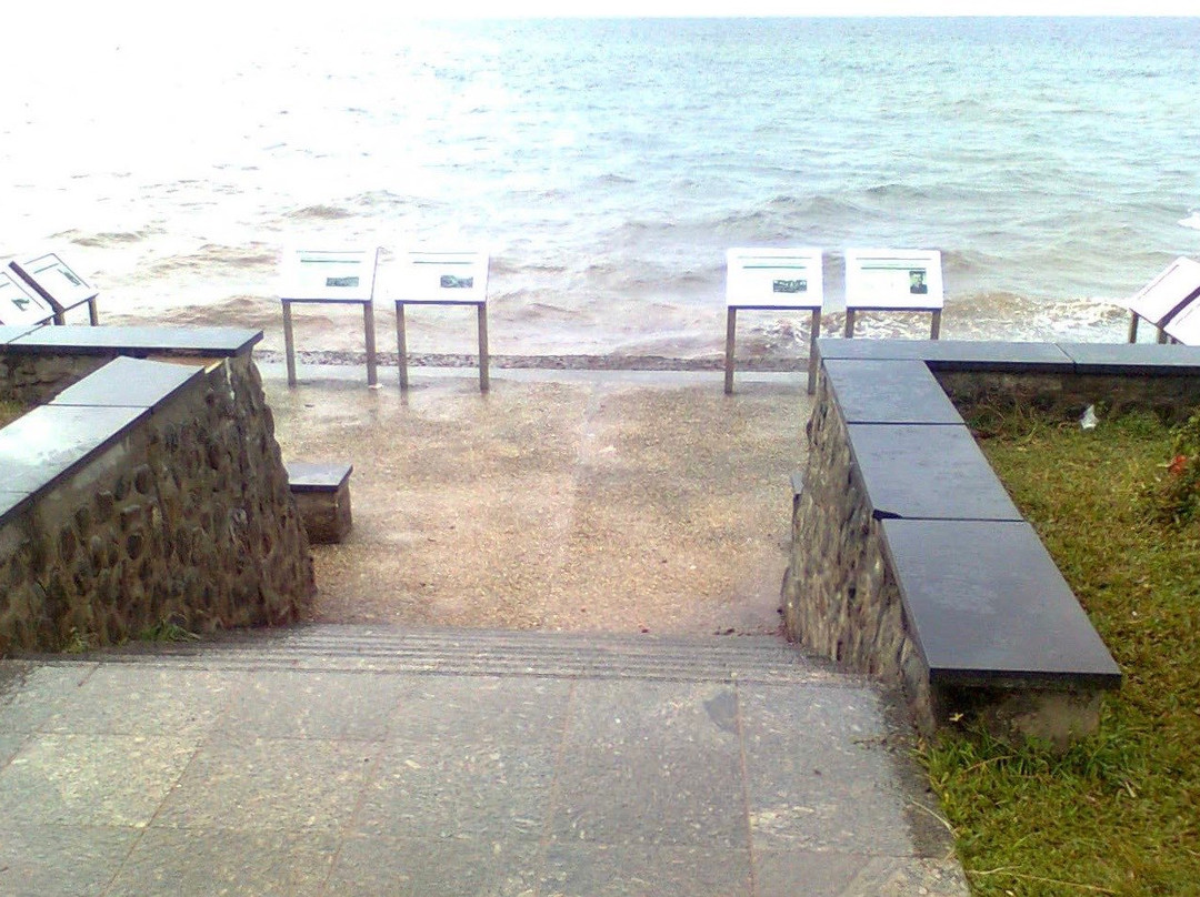 Turnbull War Memorial Park-Alotau必去景点