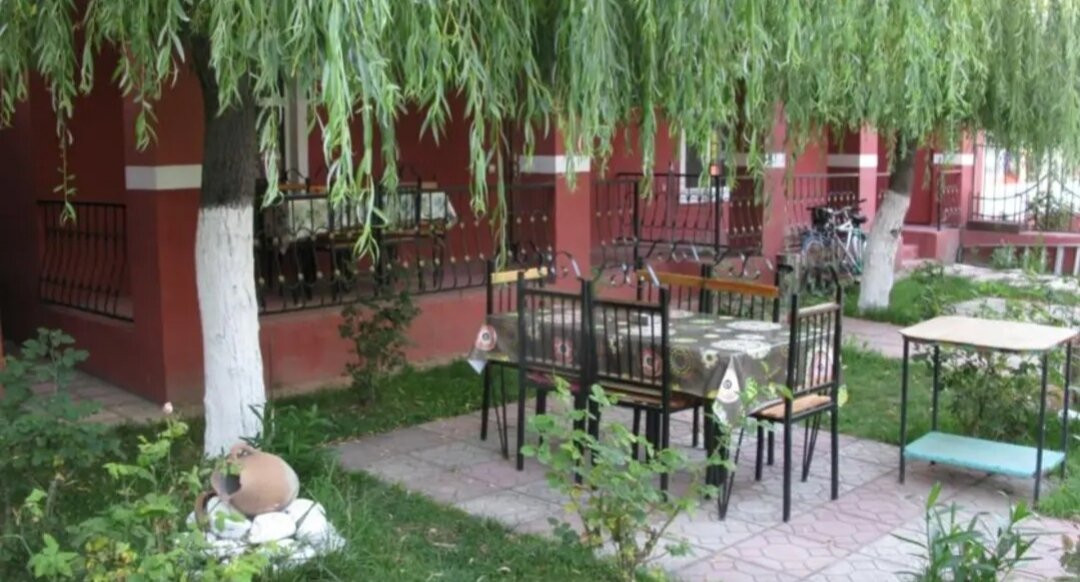 Bata Bat 1 Guest House