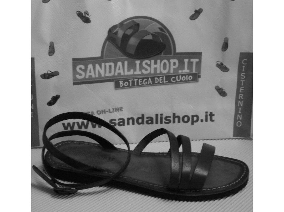 Sandali Shop-奥斯图尼必去景点