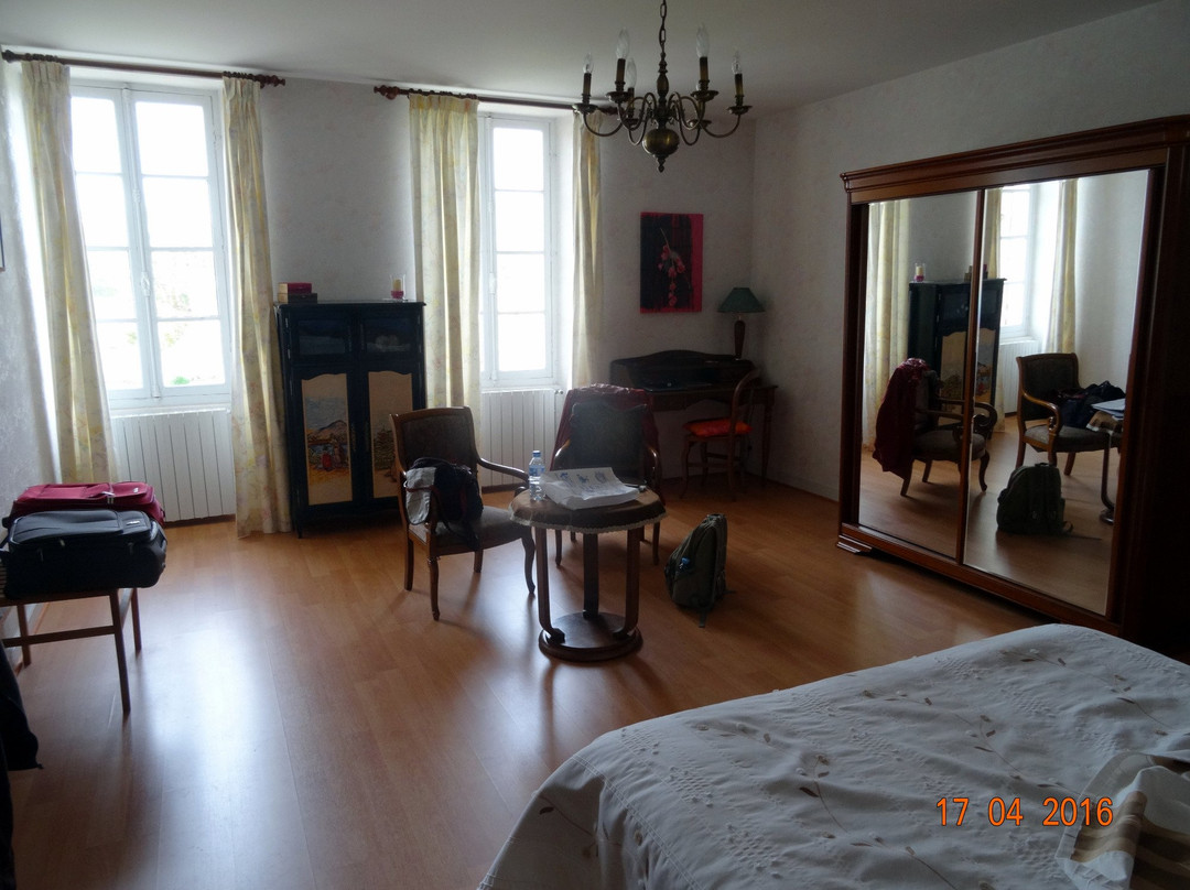 Domaine Des Tonneaux主图