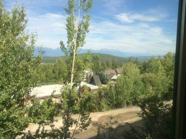 Sullivan Stone Lodge
