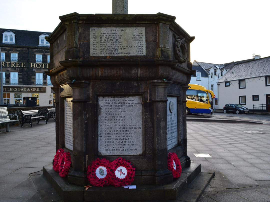 Somerled Square War Memorial景点图片