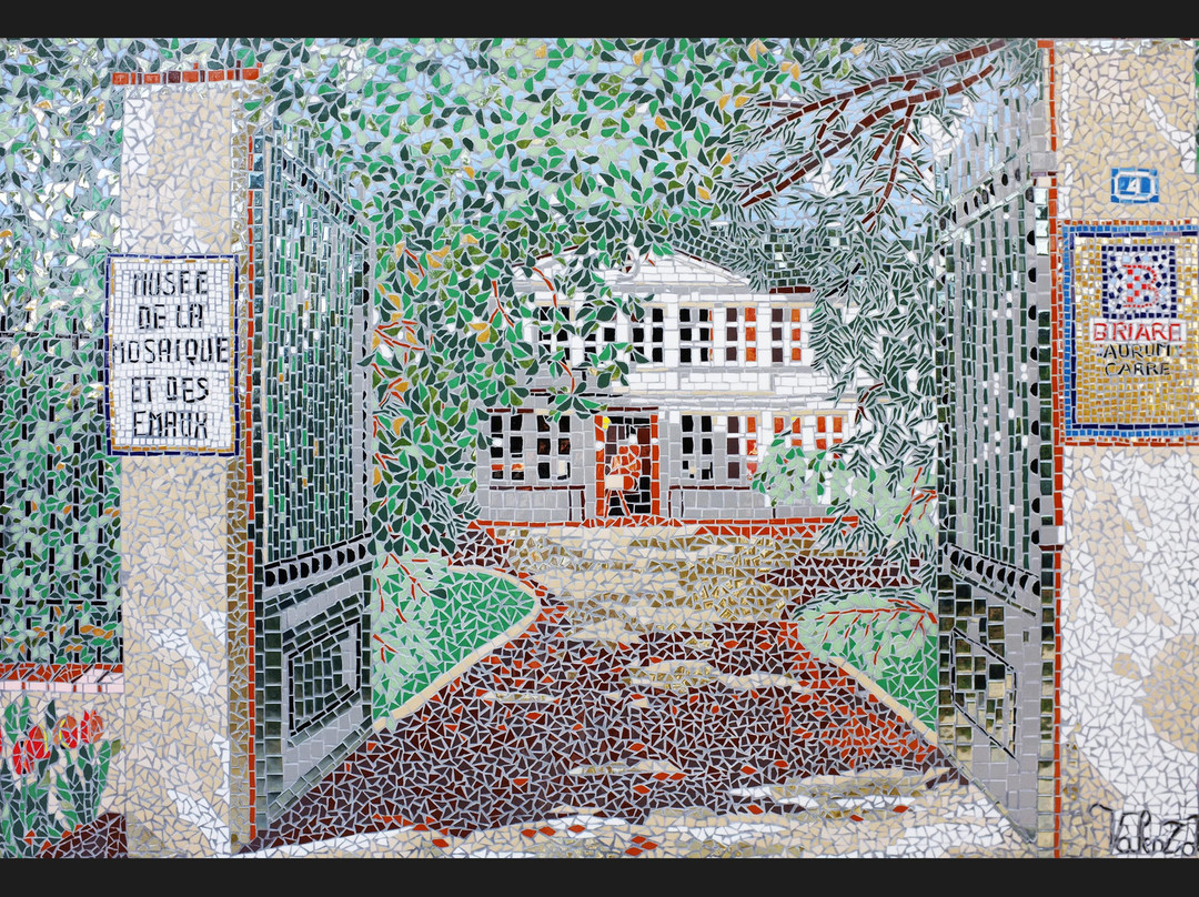 Musee Des Emaux Et De La Mosaïque-Briare必去景点