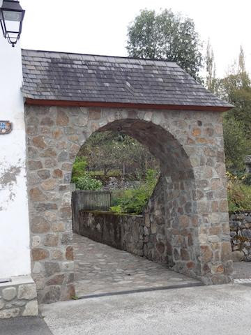 Eglise Saint-Germe d’Ayros-Ayros-Arbouix必去景点