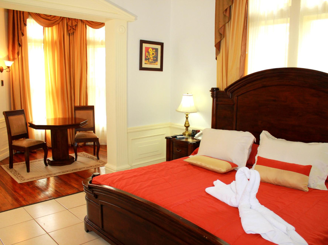 Sportsmens Lodge主图