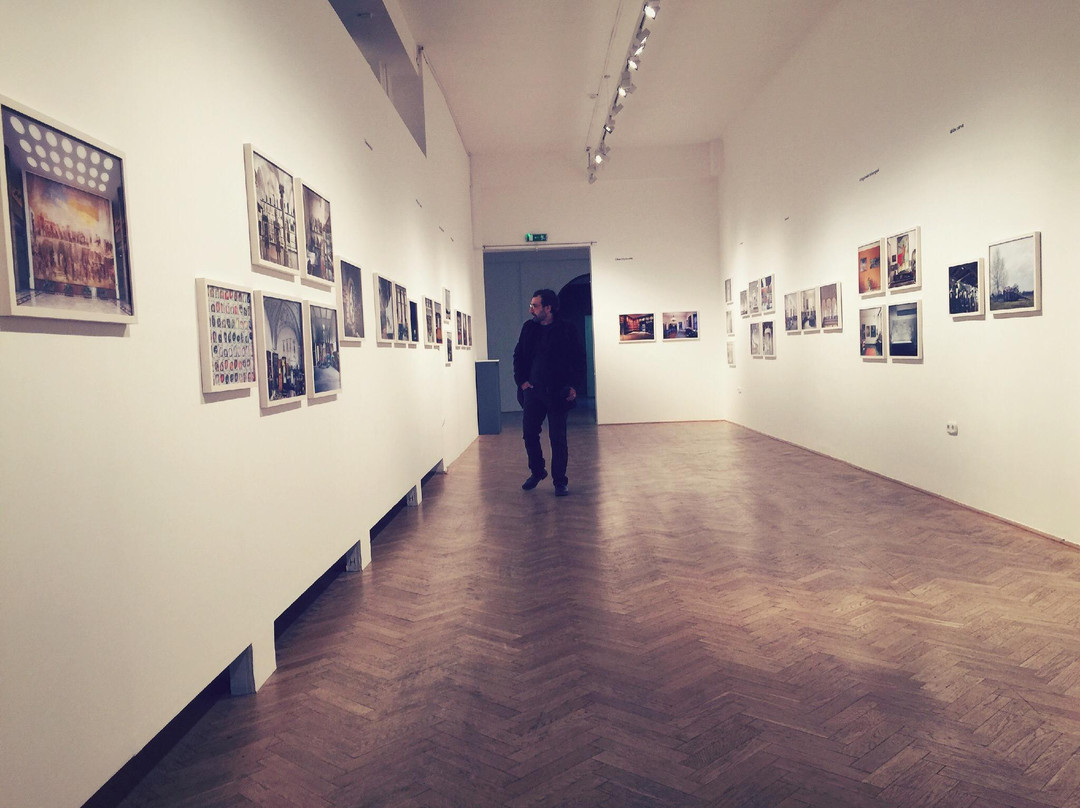 Robert Capa Contemporary Photography Center-布达佩斯必去景点