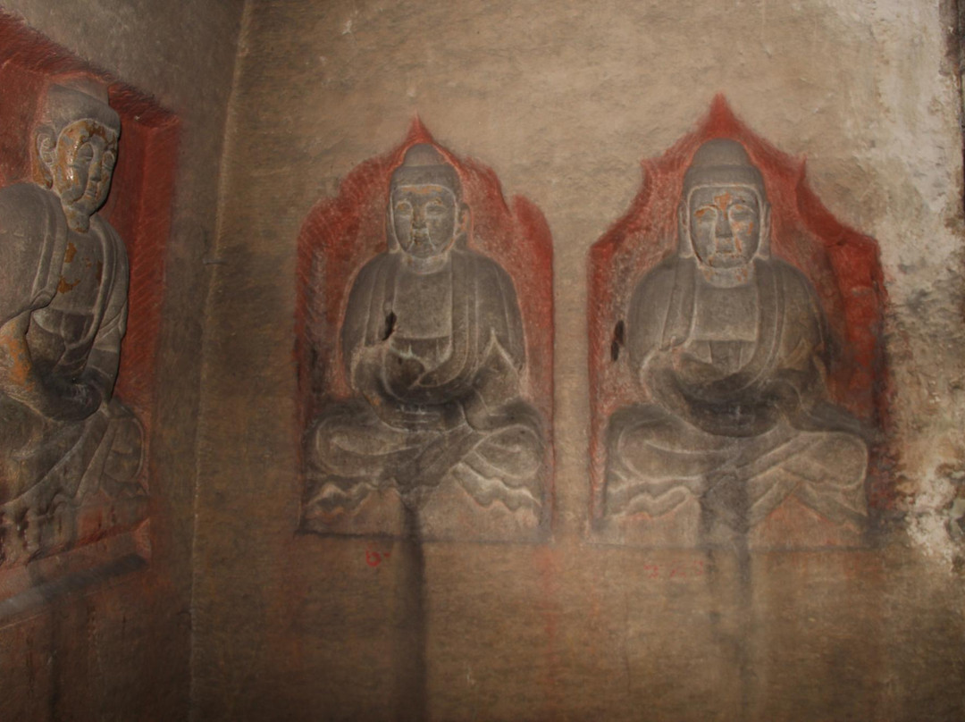 响堂山石窟-邯郸市必去景点