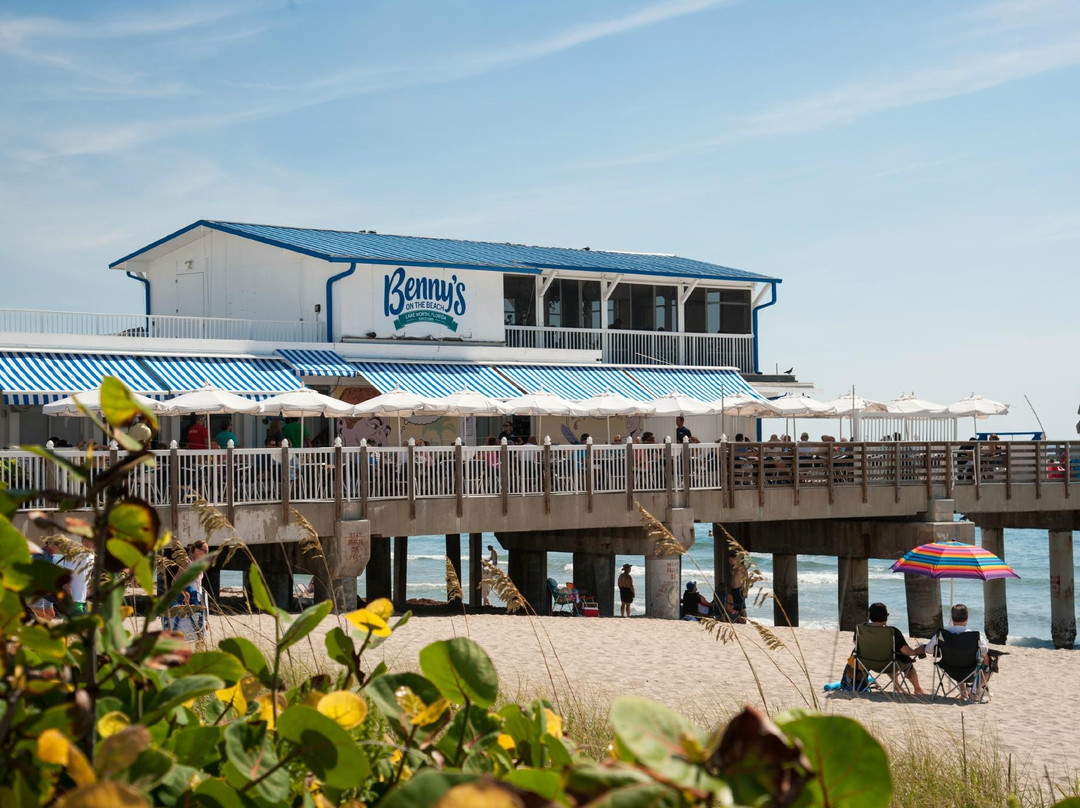 莱克沃思餐馆和美食-Benny's On The Beach