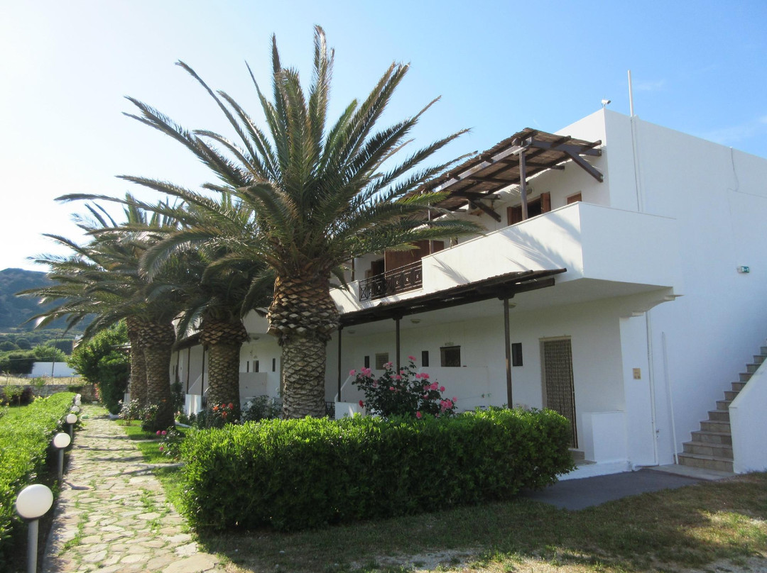 Skyros Meroi Studios