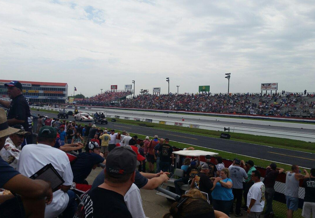 Royal Purple Raceway-Baytown必去景点