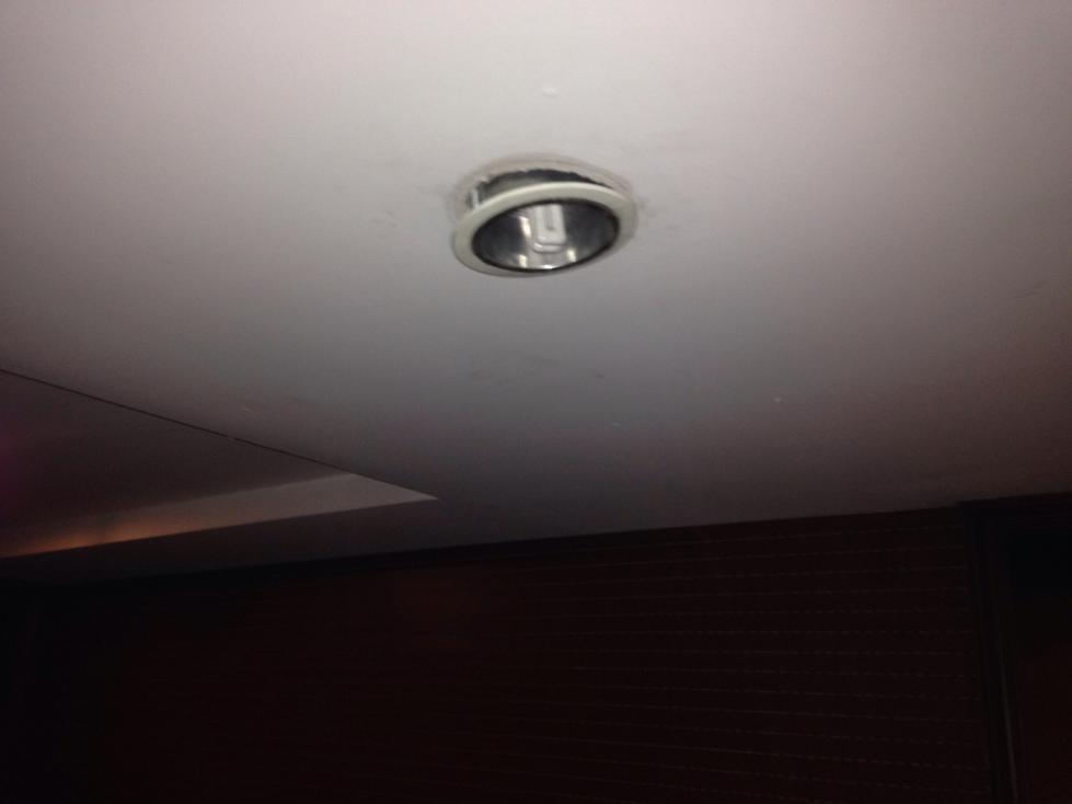 上海由由大酒店（仁济东院塘桥地铁站店）-客卧