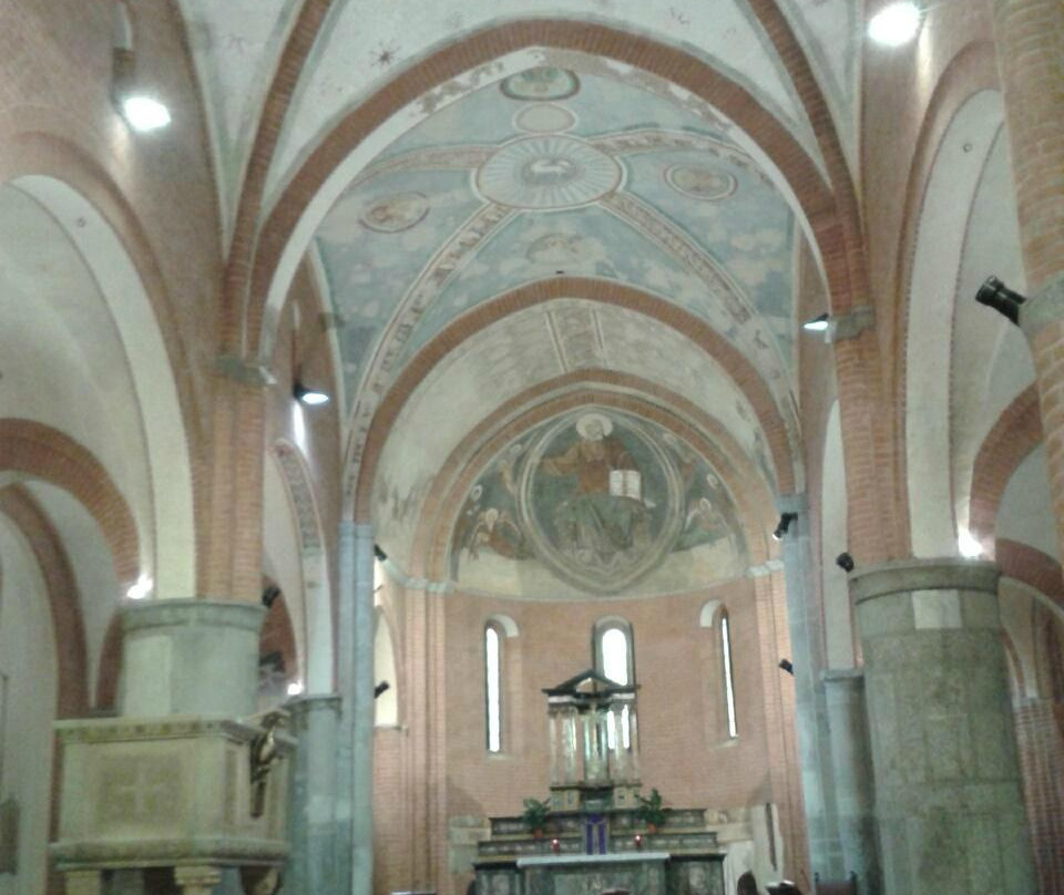Abbazia di Santa Maria Rossa景点图片