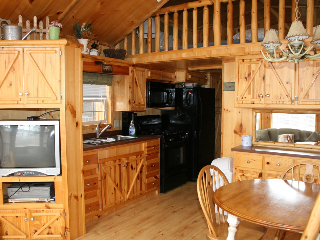 Lakeside Cabins Resort