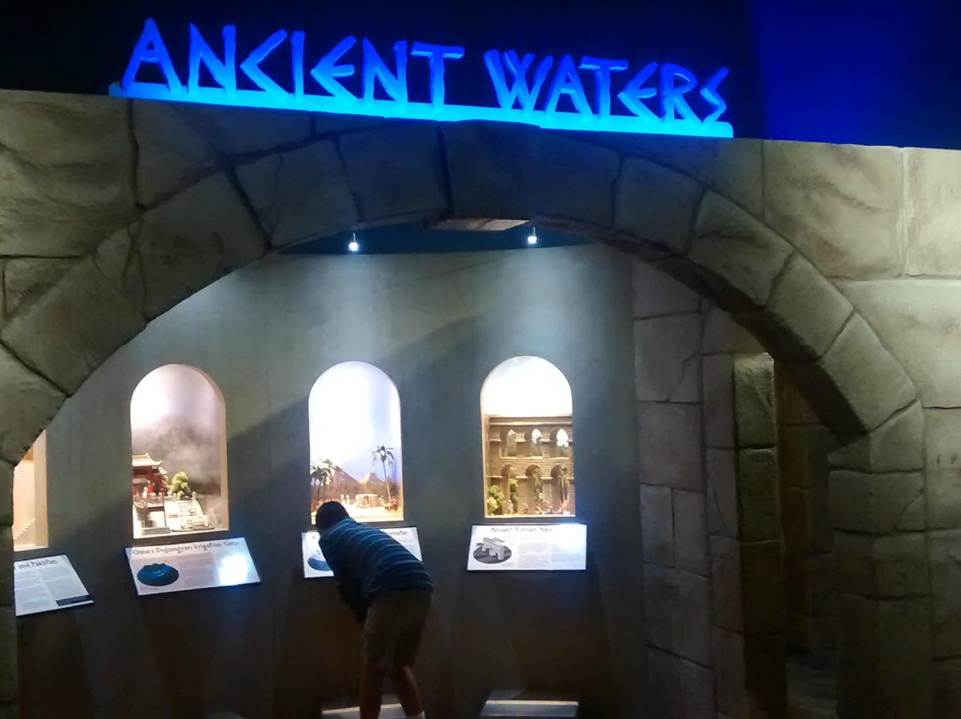 Vista del Lago Visitors Center-Gorman必去景点