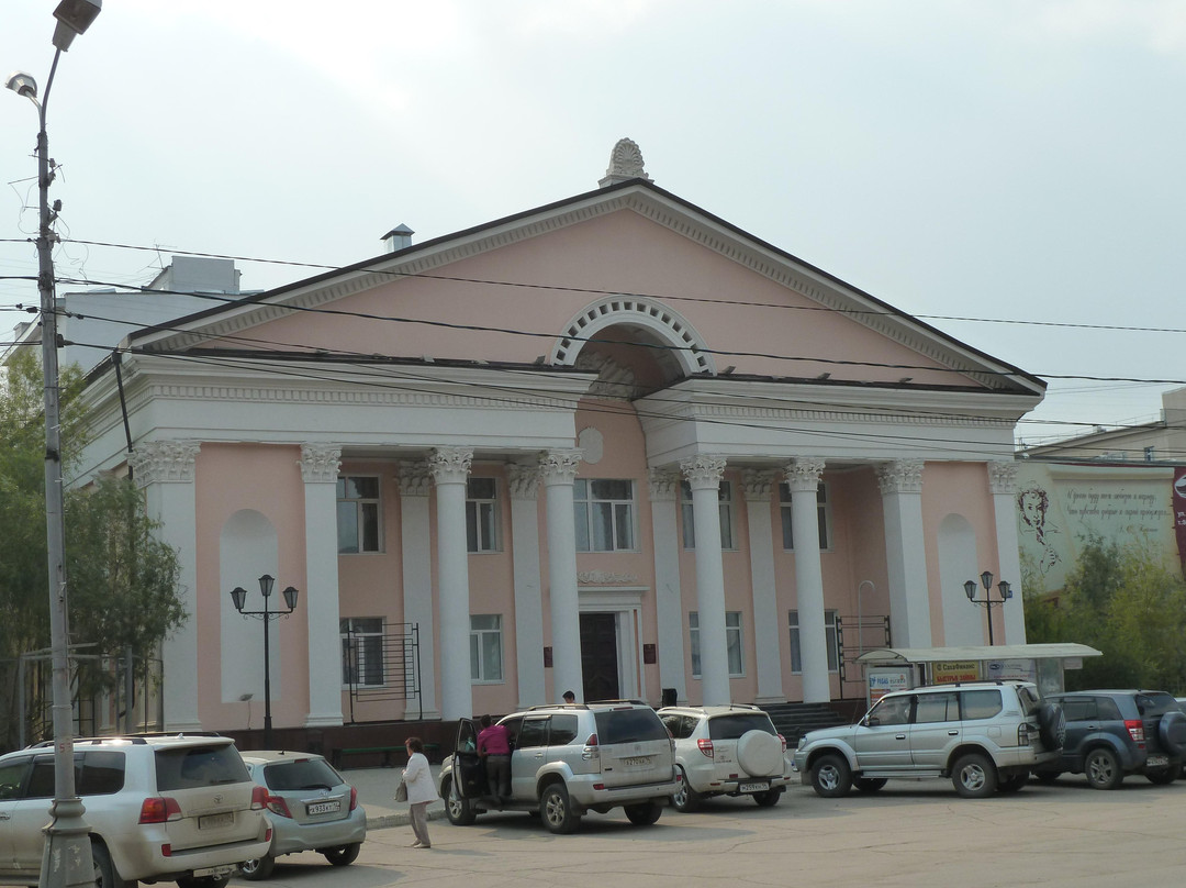 Russian State Drama Theater Named After Pushkin-雅库茨克必去景点