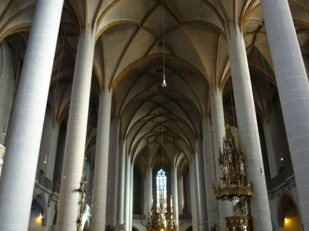 Basilika St. Martin-安贝克必去景点