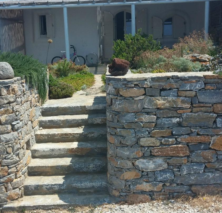 Anemolithi Studios主图