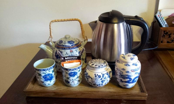 红墙花园酒店主图