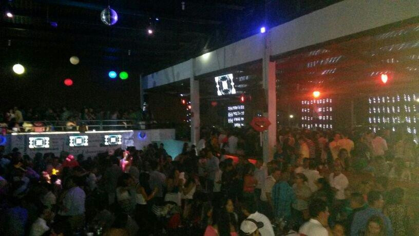 Estancomodos Bar-Ibague必去景点