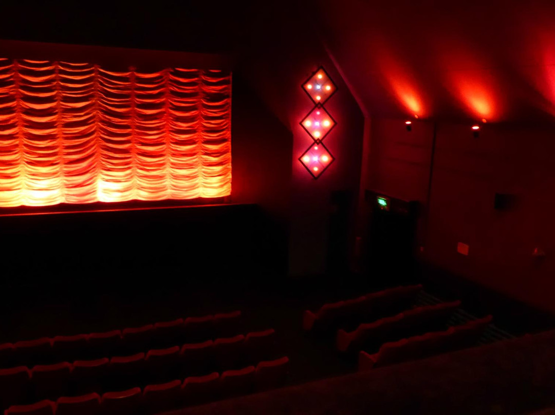 Plaza Cinema-斯基普顿必去景点