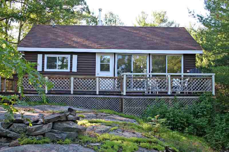 Tea Lake Cottages